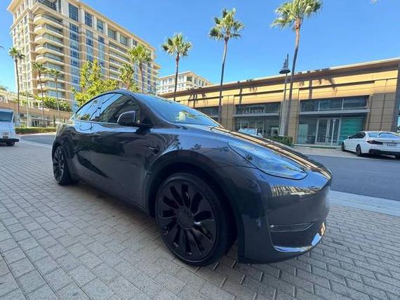 TESLA MODEL Y 2022 7SAYGDEF7NF546762 image